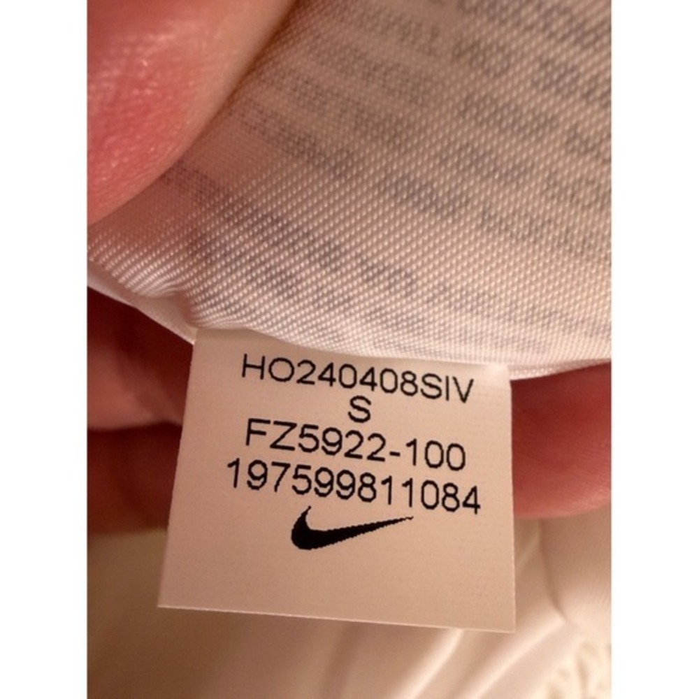 Nike Womens Puffer Vest White Full Zip Quilted Sleeveless Jacket Stand Collar - Picture 12 of 14